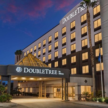 Doubletree By Hilton Las Vegas Airport Exterior photo